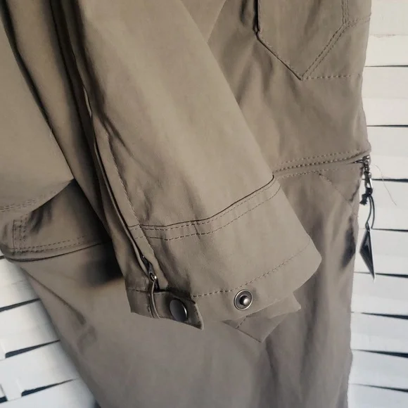 Kuhl taupe convertible mens outdoors hiking walking pants/shorts size 40…